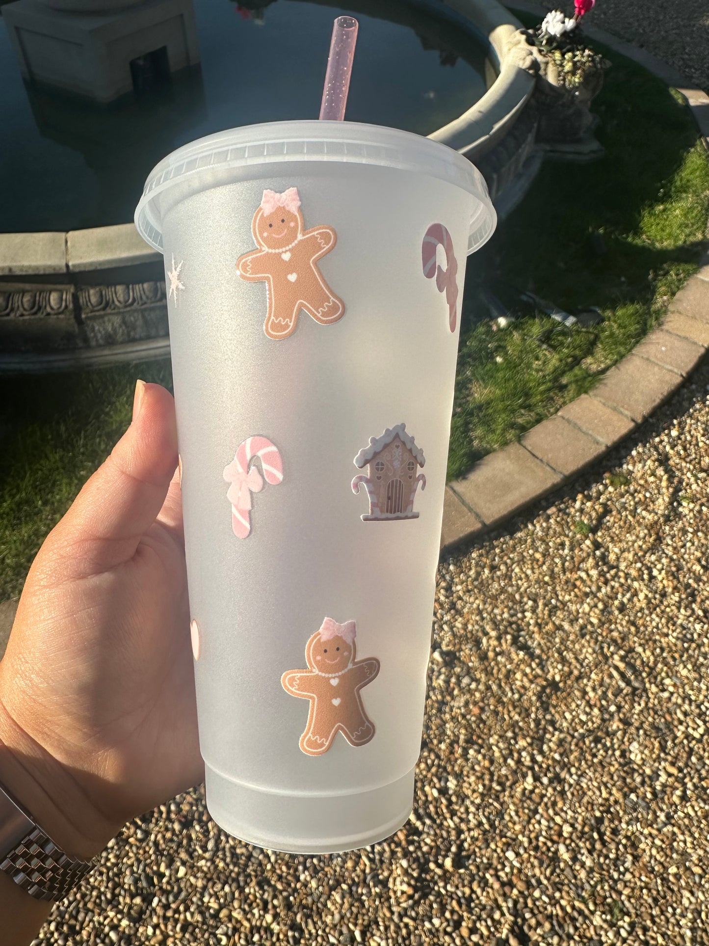 Gingerbread candy cold cup