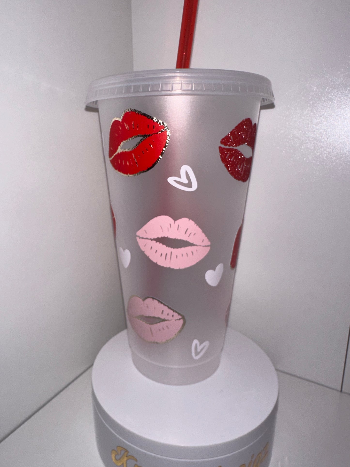 xoxo kisses cold cup