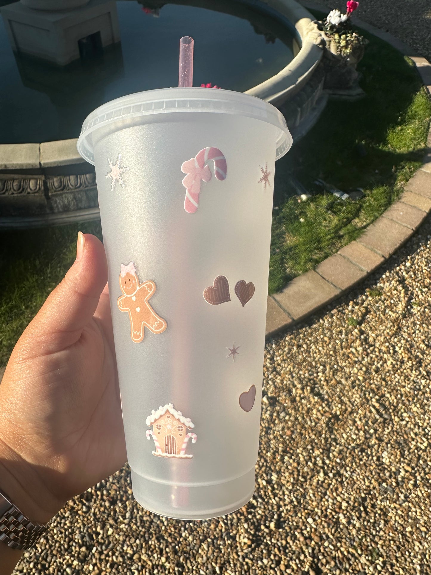Gingerbread candy cold cup
